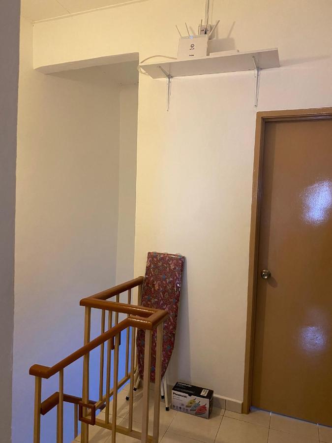 Comfy Sutera Seberang Jaya Villa Kampong Belah Dua Luaran gambar