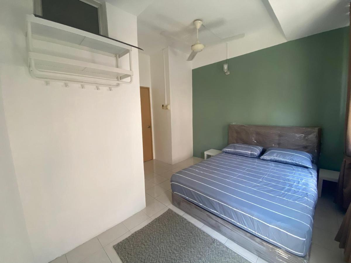 Comfy Sutera Seberang Jaya Villa Kampong Belah Dua Luaran gambar