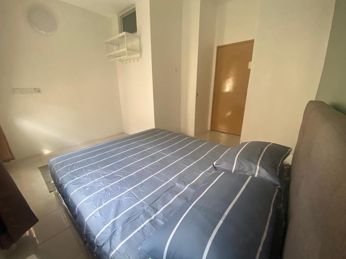 Comfy Sutera Seberang Jaya Villa Kampong Belah Dua Luaran gambar